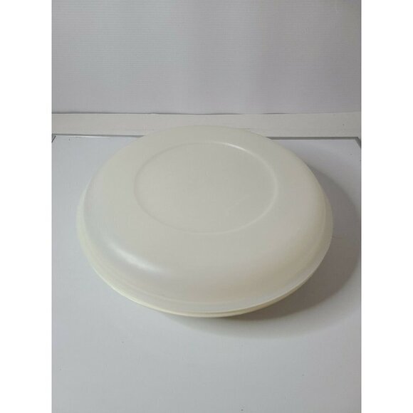 VINTAGE Tupperware Vegetable Chip Dip Round Divided Serving Dish Tray With Lid - Picture 1 of 7